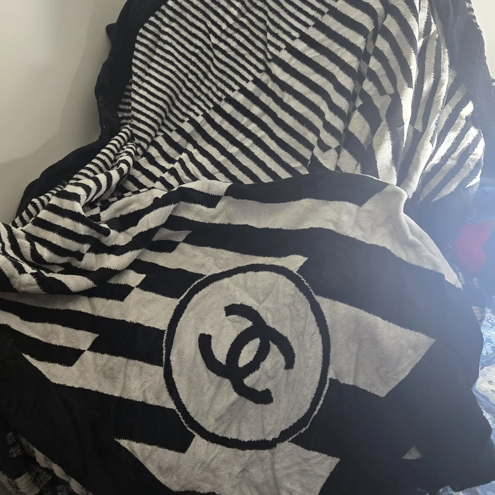 CHANEL Black and White Logo Beach Towel 🏖🌊